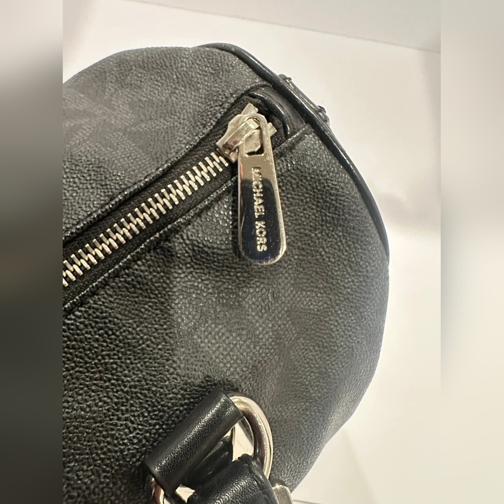 Michael Kors Grayson Satchel - Picture 7 of 8